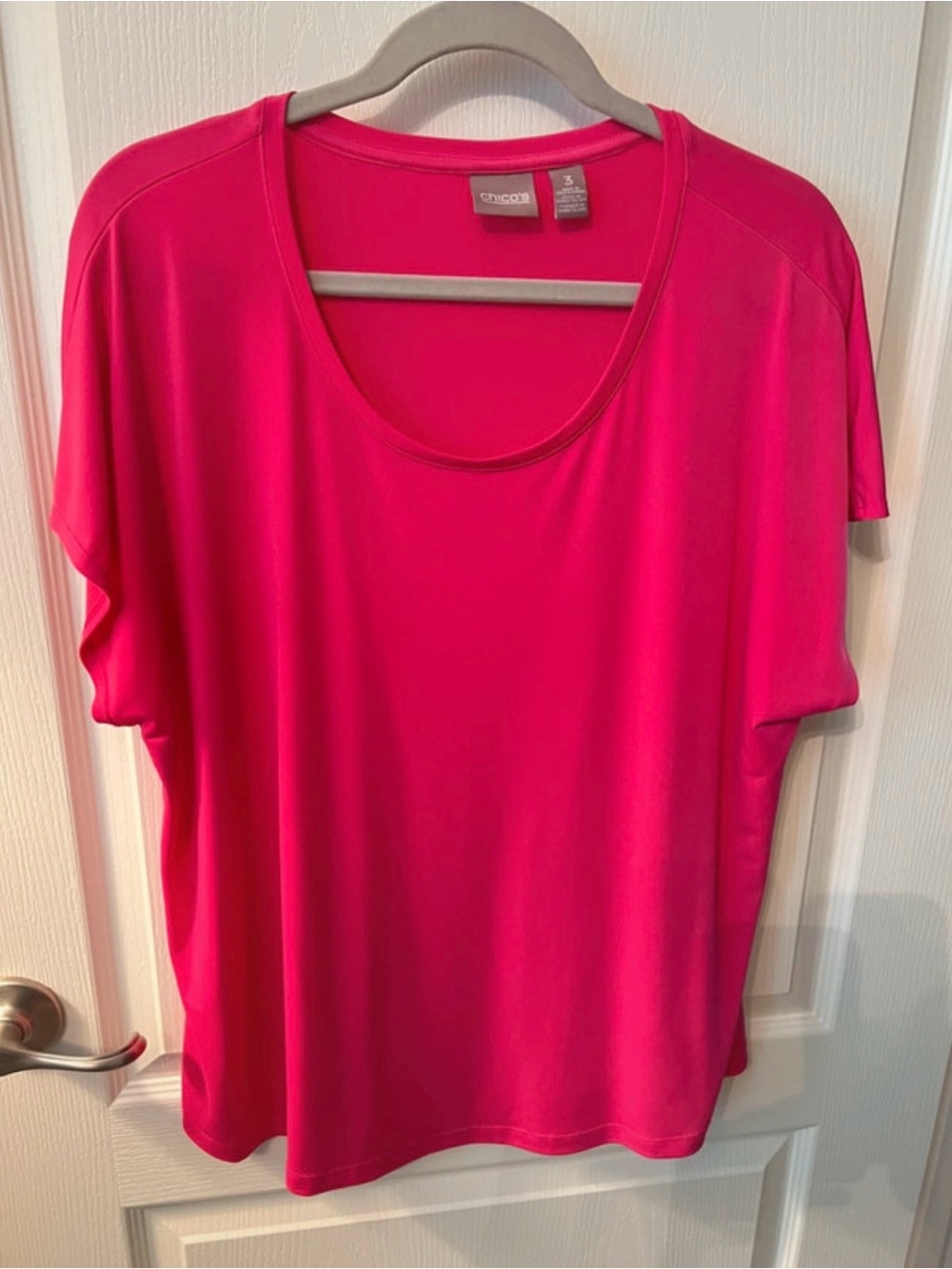 Chico's Scoop Neck Short Sleeve Tee in Hot Pink
